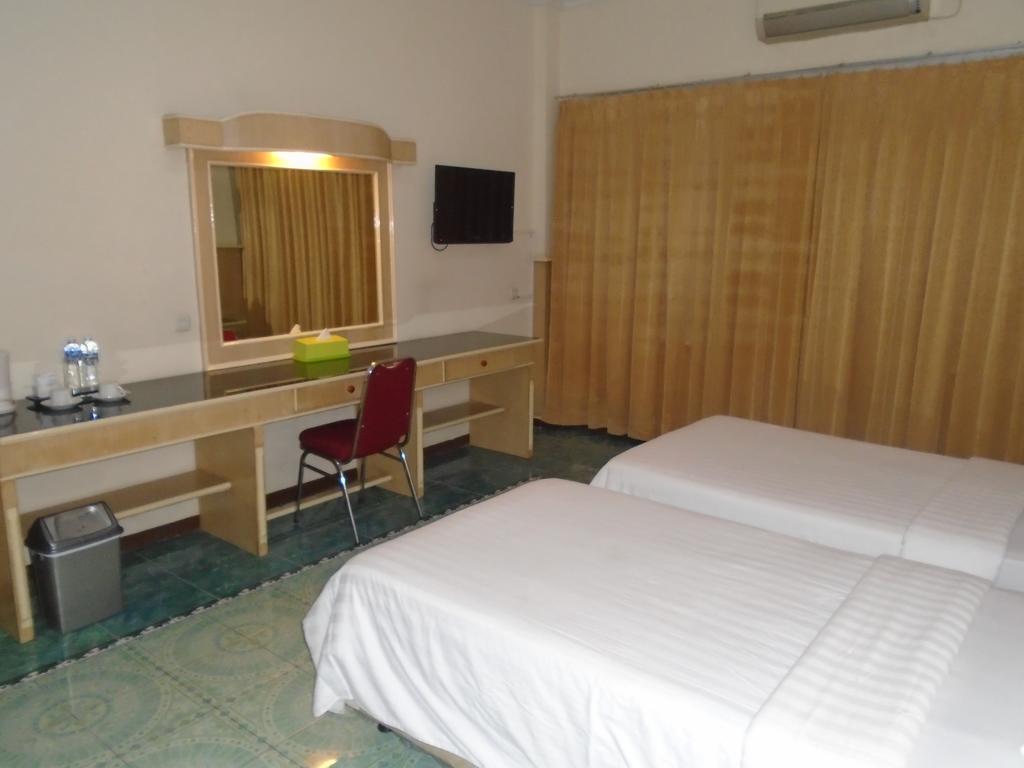Hotel Duta Palembang Buitenkant foto