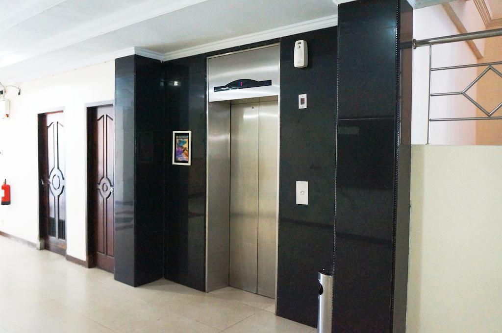 Hotel Duta Palembang Buitenkant foto
